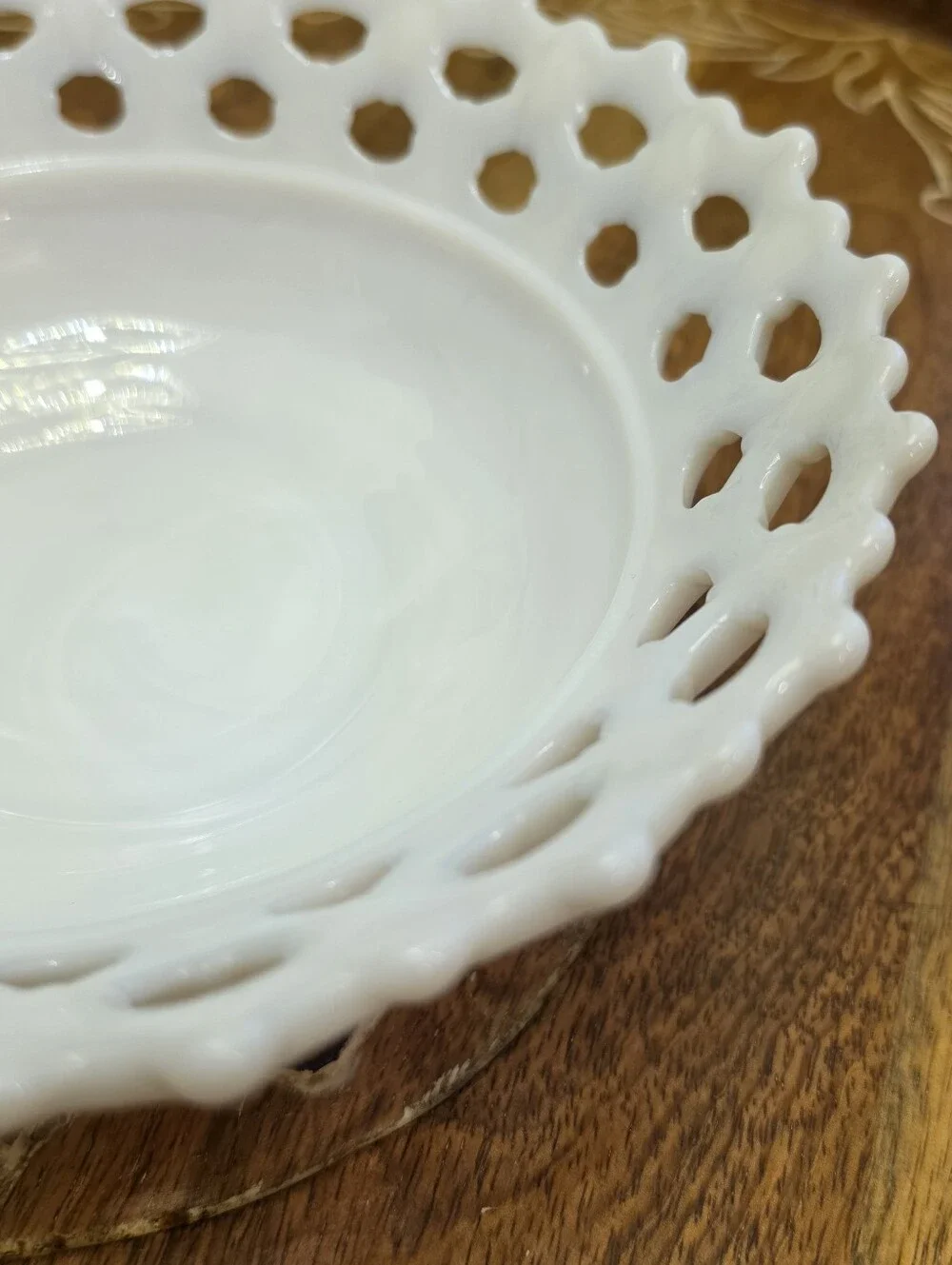 Vtg Westmoreland Milk Glass Doric Open Lace Edge Pedestal Bowl 9